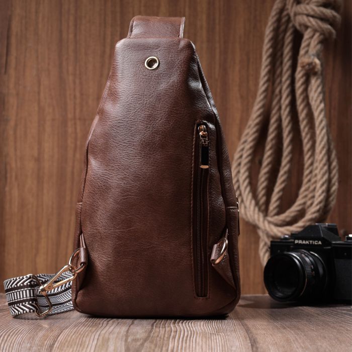 Удобная слинг сумка для женщин из экокожи Vintage 22747 коричневая