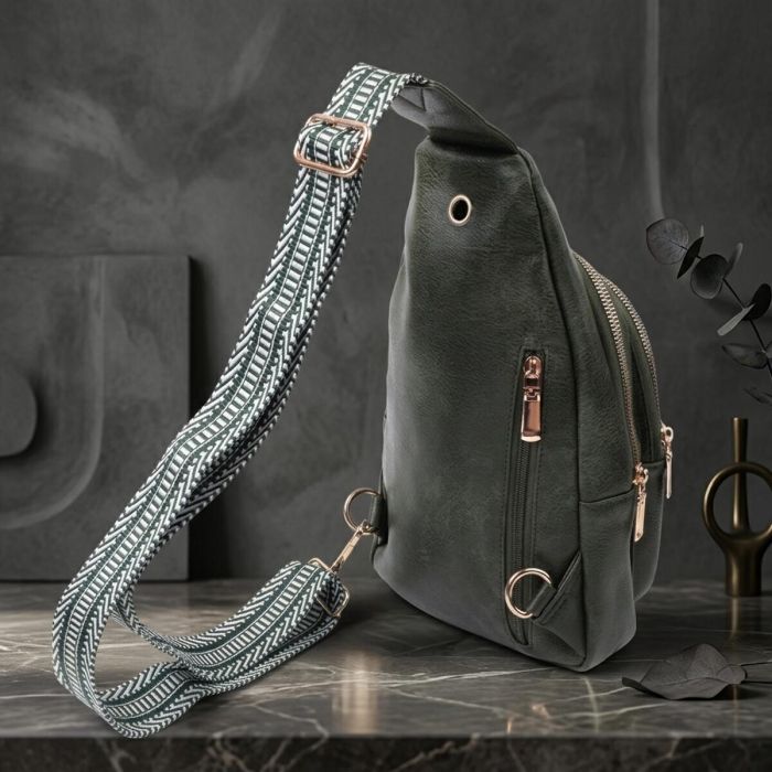 Зручна жіноча сумка з однією лямкою через плече з екошкіри Vintage 22756 зелена