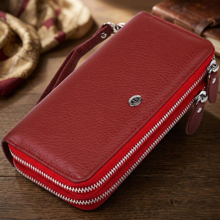 Многофункциональный кошелек-клатч ST Leather 18868 красный